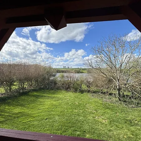 Au Bord De L'etang Avec Cheminee Et Wifi, Peche No-kill - Fr-1-489-71